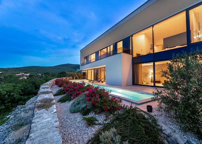 Panoramica With Heated Pool And Sauna Vrbnik
