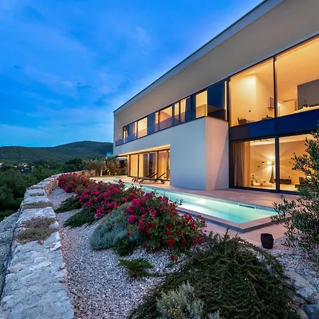 Panoramica With Heated Pool And Sauna Vrbnik