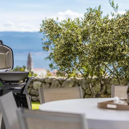 Villa Panoramica With Heated Pool And Sauna