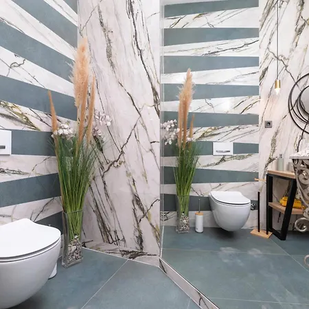 Panoramica With Heated Pool And Sauna