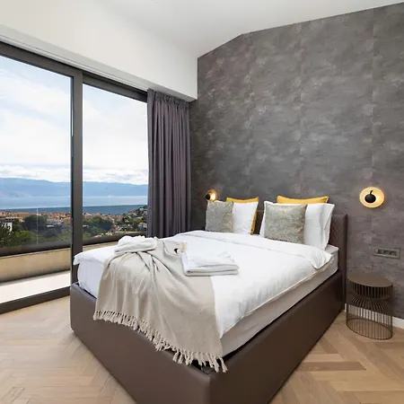 Panoramica With Heated Pool And Sauna Villa