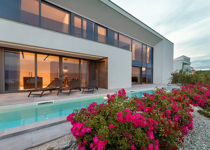 Panoramica With Heated Pool And Sauna וילה *