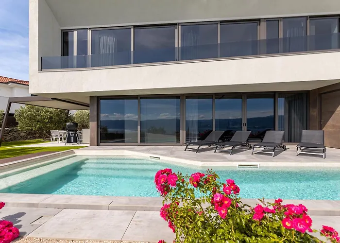 Panoramica With Heated Pool And Sauna * ורבניק