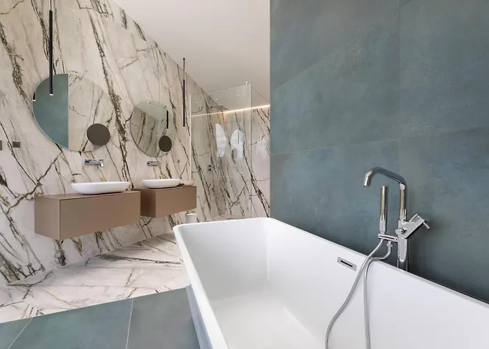 Panoramica With Heated Pool And Sauna ורבניק